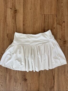 Full Tilt White Pleated Skater Skirt